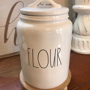 Rae Dunn Large flour Canister